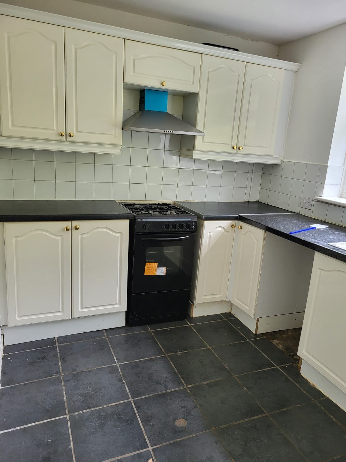IMG-20240819-WA0165 3 Bedroom detached House, Neath Port Talbot, SA8 4BL