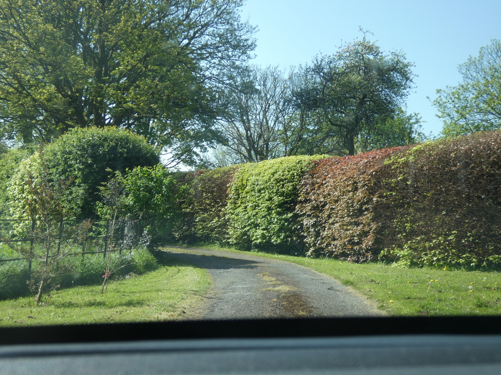 P1070130 Herberts Lodge – Elegant Historical Home with Private Grounds (To Let)