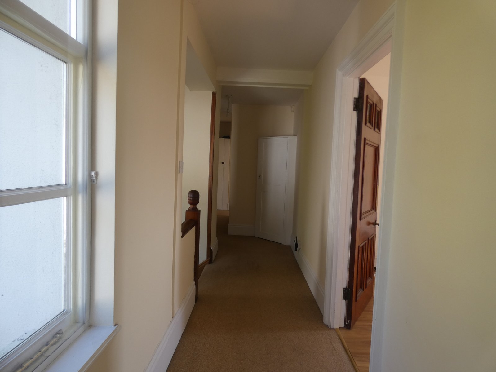 P1070146 Herberts Lodge – Elegant Historical Home with Private Grounds (To Let)